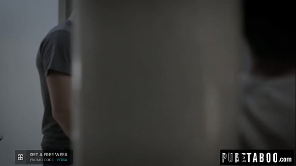 Shy Jaye Summers Caught Fucking in Public