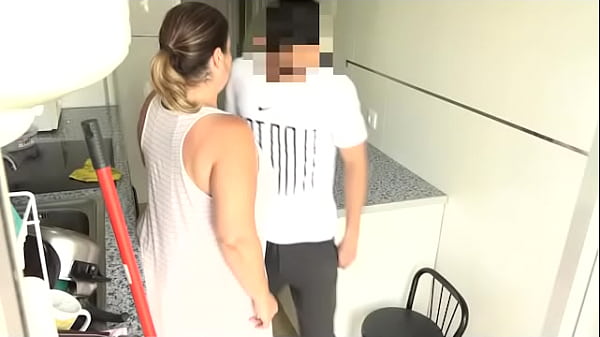 Chubby mommy wants an unforgettable experience with her teen friend's