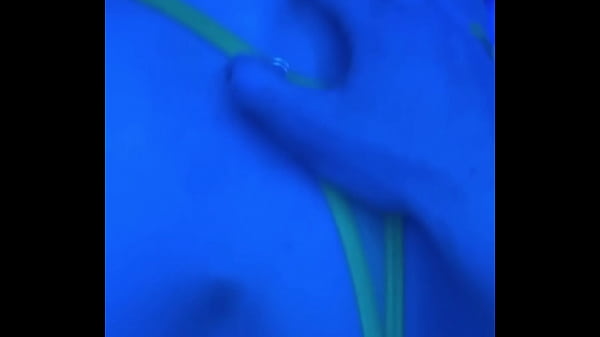 Ki-sim faz sexo com dois caras