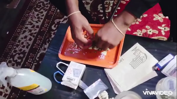 4eval Treyy - Family reunion (feat bb) Thumbnail