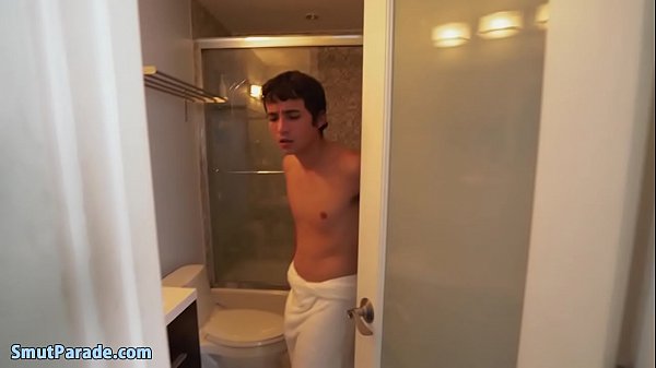 Harmony Wonder Threesome With Stepmom Lexi Luna & Step Brother Ricky Spanish