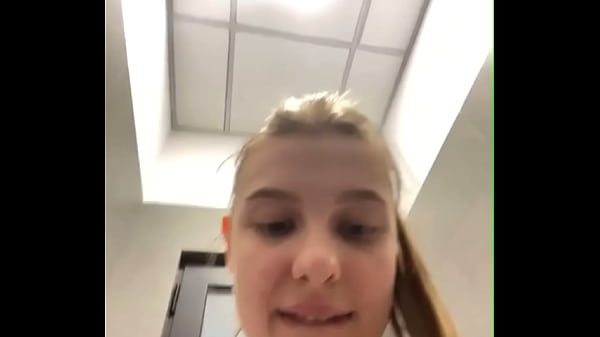 Blowjab Publik · XNXX.com.se Free Porn Online! 3GP MP4 Mobile Sex XXX Porno Videos!