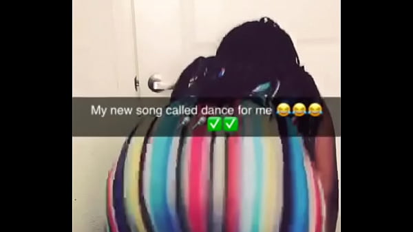 Boyfriend sings while thot twerks Thumbnail