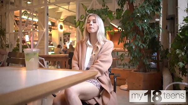 MY18TEENS -  Carolina Sun Walking Without Panties