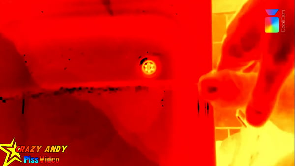 wer weiss wer hier schon alles hingepisst hat pissing [ Duration: 02:45 ]