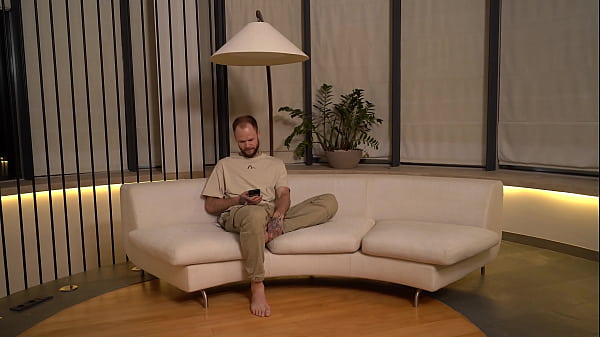 I did not expect to see a cool guy at a friend’s party and have sex with him and allowed him to cum inside me (Part 1)