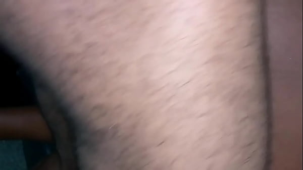 mi vecina esta cansada asi que le pego una pequeña follada para que se desestrese
