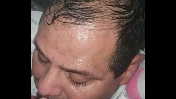 Cream licker Thumbnail