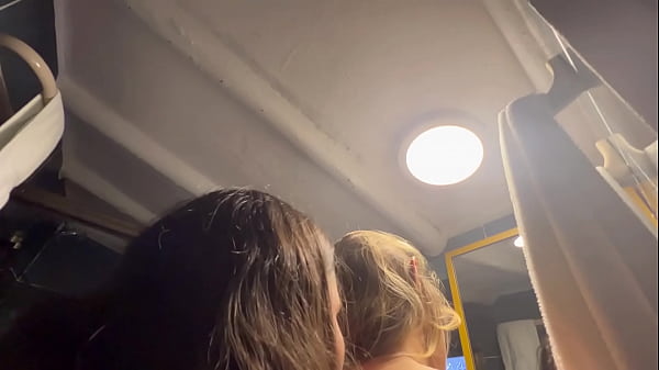 Mi madrastra dice no, pero su vagina dice si!!!