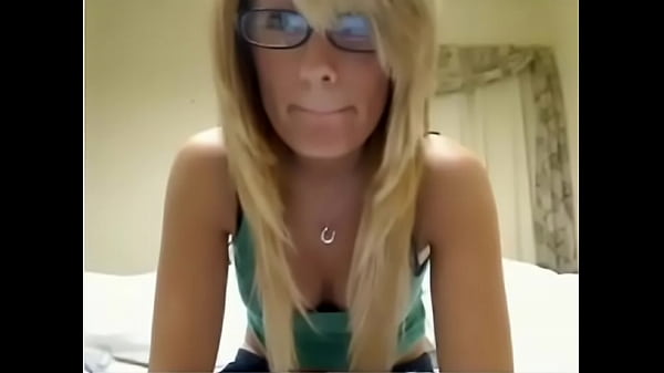awesome amateur blonde camgirl Thumbnail