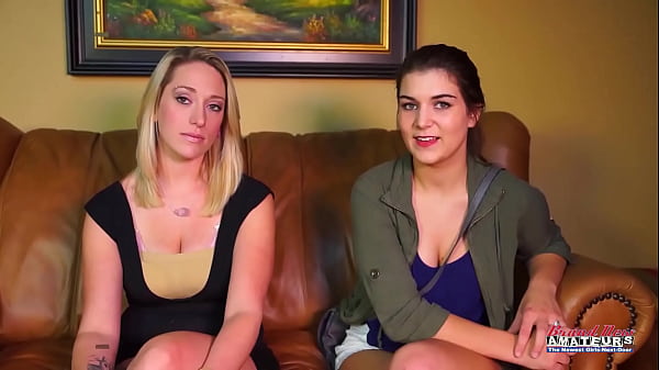 Halloweeni élvezeteket kereső felizgult egyetemisták