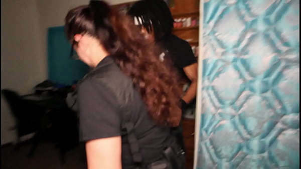 Gngbang Raid · GEKSO.com XXX Videos Online! Mobile Sex XXX Porno 3GP MP4 Videos!