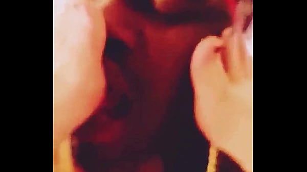 Yall lick feet? I lick feet & toes Thumbnail