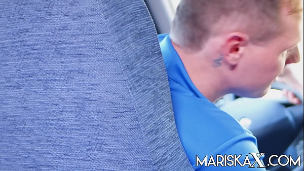 MARISKAX Mariska's road trip blowjob