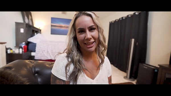 My hot blonde aunt teaches me sex ed pt 1