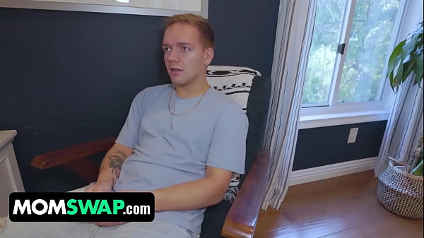 MomSwap - The Vamp Next Door with Katie Morgan & Reagan Foxx - How We Fuck In The Shadows Ep. 1