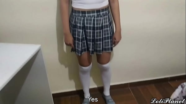 Padrastro se Aprovecha de su Hijastra Sola Para Enseñarle Educacion Sexual y Follarse a su Hijastra Inocente Sub English Jav