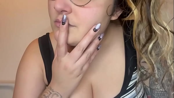 MY KITTEN NAILS Thumbnail