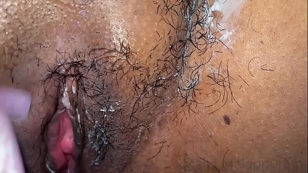 A bátyám levágja a punciszőrzetem