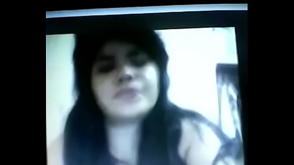 Ana Emma se masturba para mim