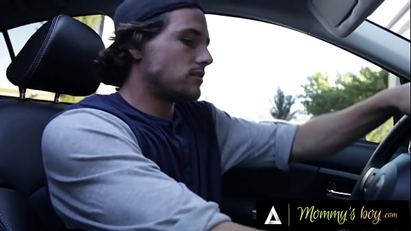 Sex Addict MILF Cherie DeVille Orders Items Only to Savagely Fuck the Delivery Guy!