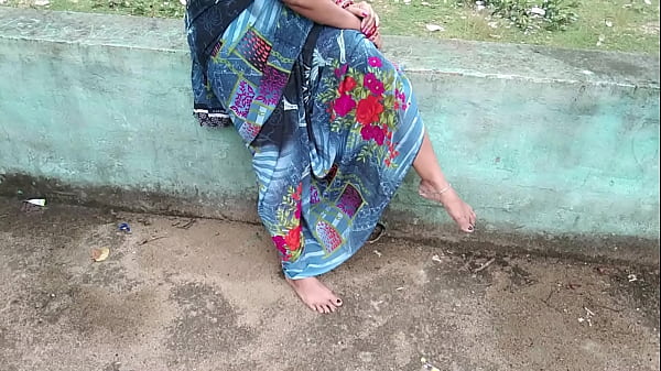 Randi bhabhi encontrado na estrada foi espancado e levado para casa e fodido