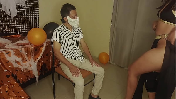 Old perverted stepfather fucking his stepdaughter on Halloween