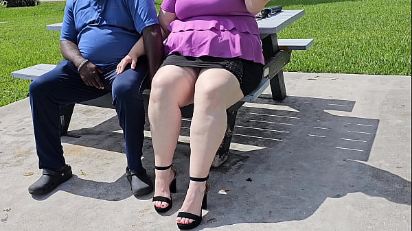 I met a stranger on my lunch break in the park and let him eat my pussy in a vacant house