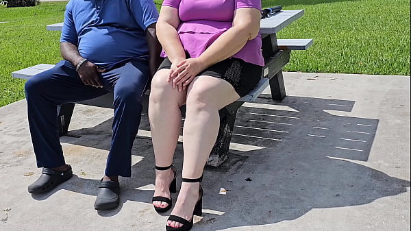 I met a stranger on my lunch break in the park and let him eat my pussy in a vacant house