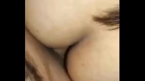 Felizgult barátnőmet a vonatállomáson kívül dugtam