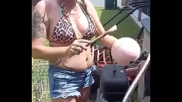 MILF Mallory knoxx wants your Balls next!! Thumbnail