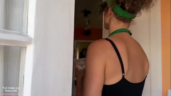 Nympho Gets One More Chance as Barista FAIL