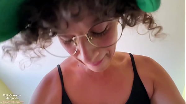 Nympho Gets One More Chance as Barista FAIL