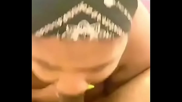 Ela age como se o d fosse um slurpee