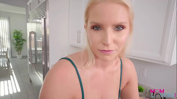 Nasty Milf Vanessa Cage Accept Challenge