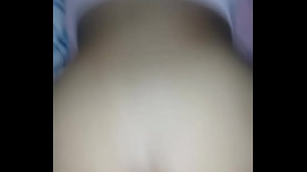 Dühös tinilány keményen megdugva