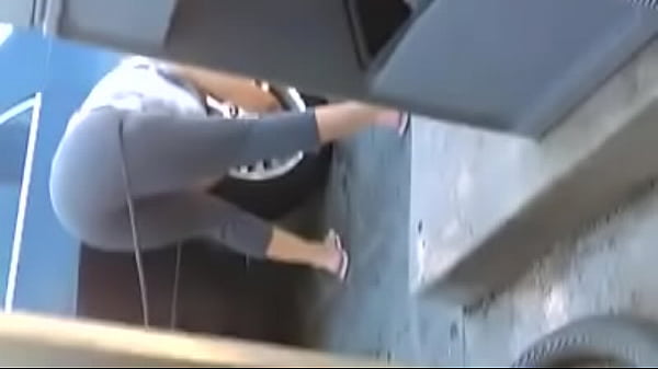 Amazing Hot Milf Bending Over On Leggings Thumbnail