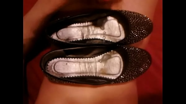 cum in gf shoes Thumbnail