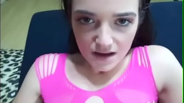 FÁCIL PARA OS OLHOS E APERTADO ENTRE AS COXAS