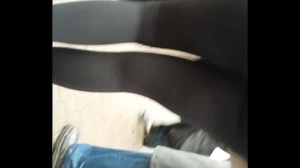 sexy leggins girl street spandex ass Thumbnail