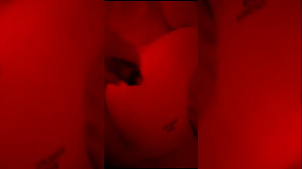 Dei a bucetinha de 4 depois da festa de halloween