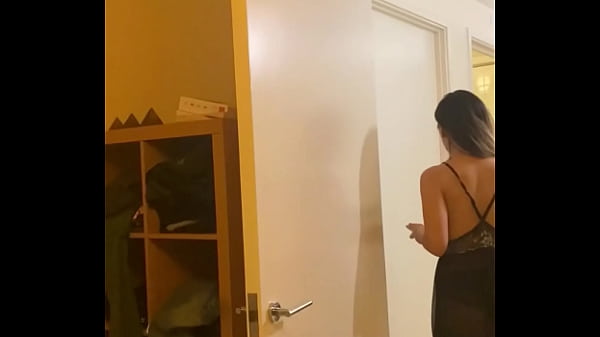 Prostituta chinesa Lin geme de prazer para BBC pela primeira vez