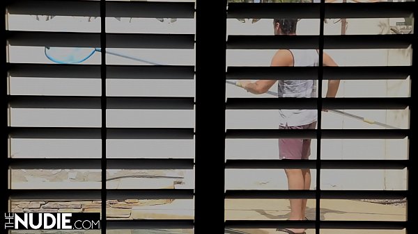 Mia Malkova Invites Him In and Gets Fucked Hard