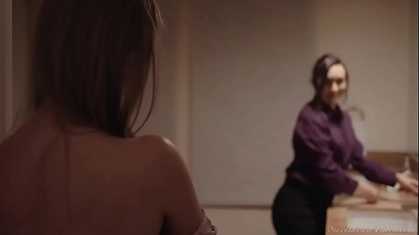 HERMANAS ESTAN SOLAS, QUIEREN EXPERIMENTAR CON SU CINTURON