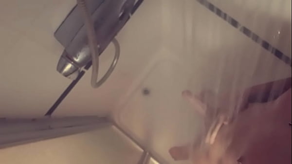 Teen shower s. Thumbnail