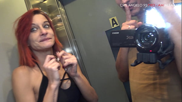 Quicl Fuck - Elevator - Anal Facefuck Redhead Barcelona Spain French France - 13min