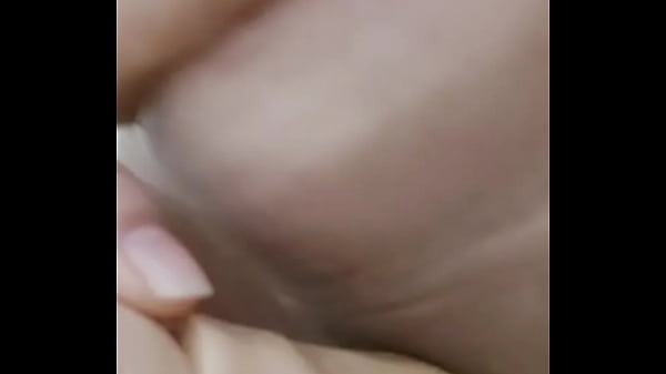 Olgun türk hatun dildoyu sulanmış amcigina enfes alıyor