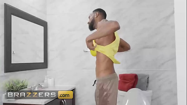 Hollywood Gets Persecuted With Various Teases & Sexual Favors From Horny Cougars Seka Black & Wendy Raine - BRAZZERS