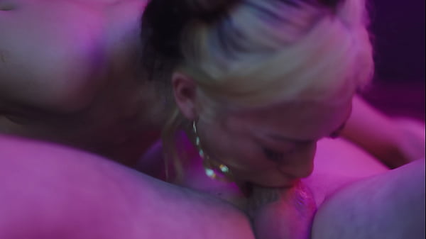 stranger interviews me and ends up fucking me