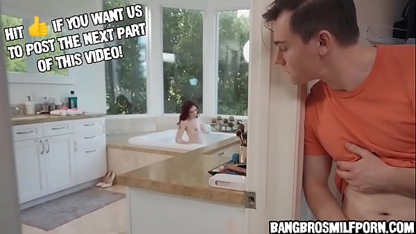 He was spying on his hot stepmom while she was taking her bath